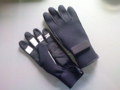 Mikra Sports Neoprene Glove - Image 2