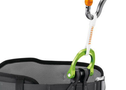 The cutaway sling for the CANYON GUIDE harness allows a person to be quickly freed from a blockage, without damaging the harness or the rope. It attaches directly to the harness’s gated attachment point, limiting bulk.