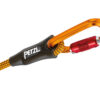 Petzl DUAL CANYON GUIDE leeflijn -- Plastic omhulsels aan de uiteinden van de armen helpen het stiksel te beschermen tegen slijtage.